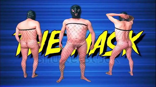 108 bailando con mi verga al aire libre