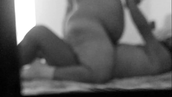 al DIPUTADO GORDO le gusta TRAGARSE MI PIJA por la cola y que le DEJE LA LECHE ADENTRO