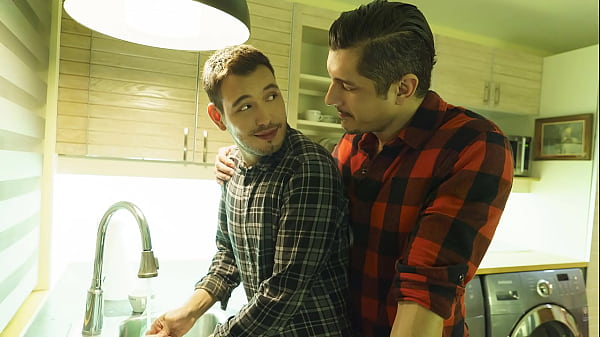 Banging My Stepson’s Bubble Butt Because He Asked for It – Dadperv