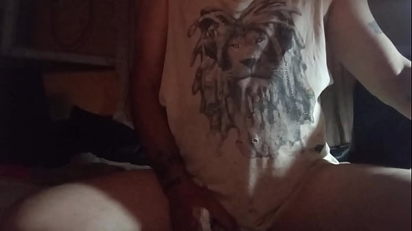 biensumiso haciendose mas putito