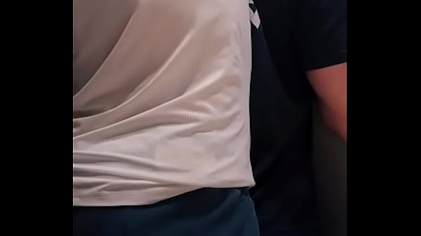 El Cuñado y yo jugabamos bruscamente y nos terminamos excitando y me folla salvajemente