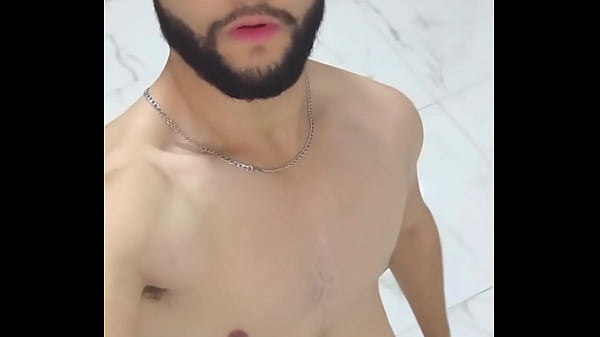 Filipe james se exibindo