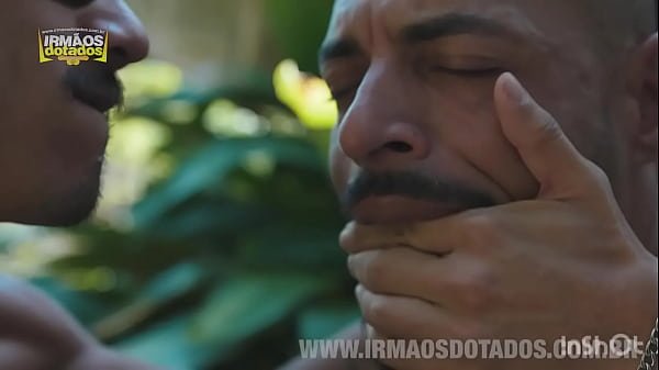 Fudendo na trilha – férias em família