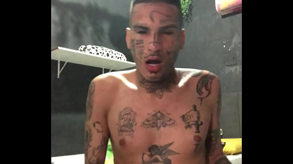 Fui pego batendo uma escondido