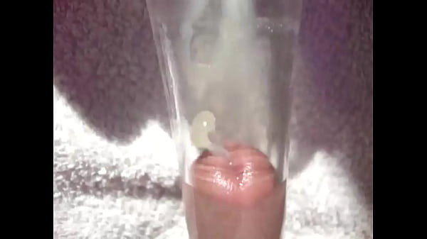 I jerk off with a vase