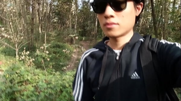 Jon Arteen pisses outside and in the toilet. Cute, slim, sexy gay twink boy pee compilation with firm, smooth cock and balls.