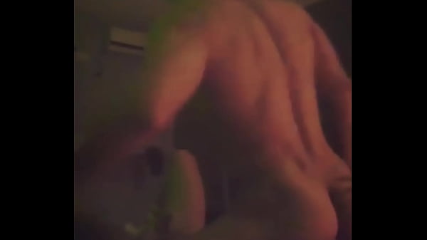 le mamo el culo por primera vez a amigo pasado de copas