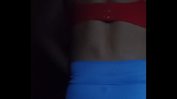 Masturbandome en ropa interior