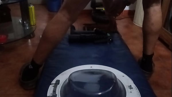 Me gusta jugar y chorrear leche