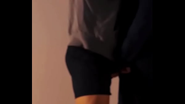 mi compa hetero y yo Vimos una película gay y terminamos follando