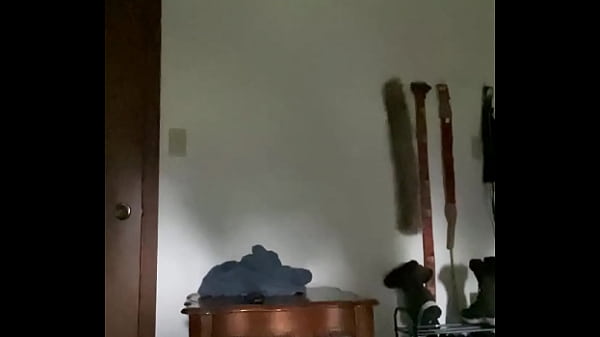 Modelando una sexy minifalda