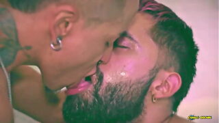 Mowgli Fucking Camilo Brown’s Ass Bareback Filling His Mouth And Swapping The Cum In Hot Kiss