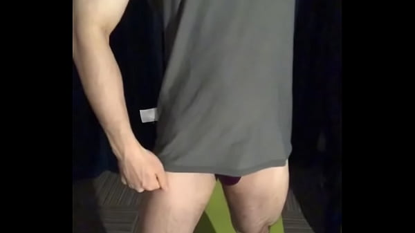 Muscle man post-gym ejaculation! While showing off his muscles.