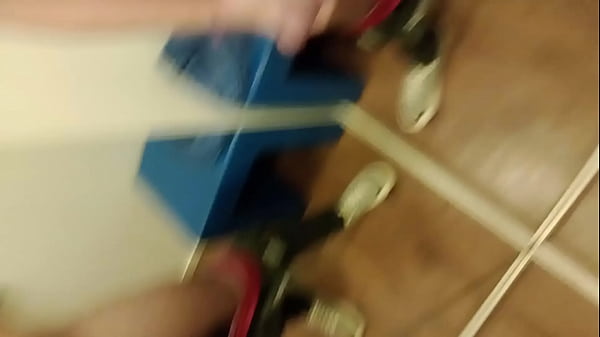 NOVINHO GOZANDO NO PROVADOR DA C&A