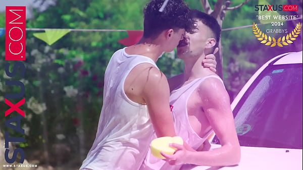 STAXUS ::  We washed my car and my friend couldn’t keep it together. Awesome day of fun