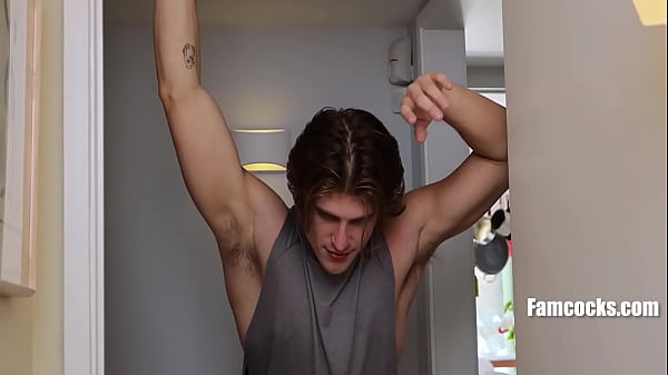 step Daddy.. My Dick Is TOO Big And Chicks Cant Take It – Brody Kayman, Kyle Michaels