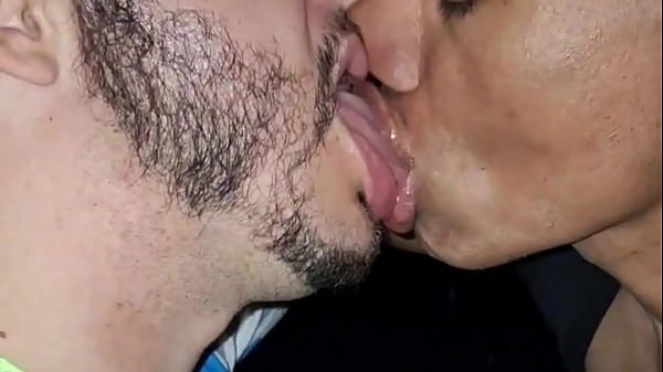 TREPANDO COM UM MACHO GOSTOSO QUE CONHECI NO APP