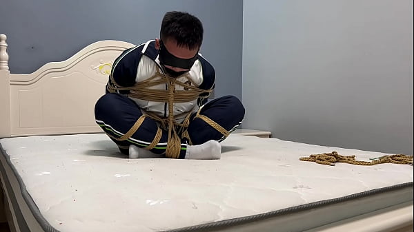 Asian boy in white socks and Ebi-position bondage