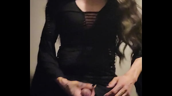 Brunette CD big cumshot