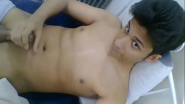 College twink jerks off and shoots 2 days worth of cum