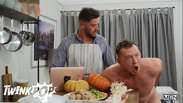 Dante Asks Archie To Hide So He Can Video Call His Bf Chris Who Also Cheats On Him WIth Pierce – TWINKPOP