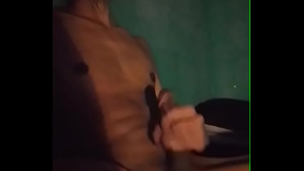 Me masturbo para ti en vivo