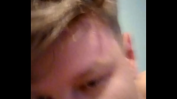 Passionate Gay Blowjob – juicy mushroom bellend!