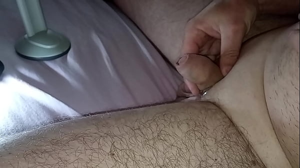 Training the urethra of the white penis. It can hold more.