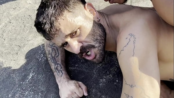 Gabriel Paxecoxl em abricó com Fernando brutto (Completo no Red)