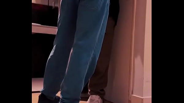 Me folla el hijo del director de la escuela luego de una fiesta Universitaria