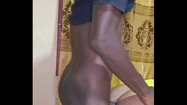 White Boy with Bubble Butt Takes Massive BBC