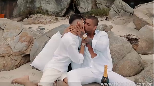 Dando pro crush na praia no fim de ano