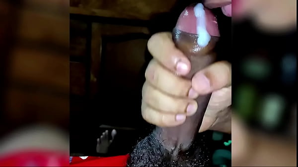 Eating my roommate creamy cum while he’s taking rest