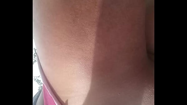 Essa bundinha ama Sol….