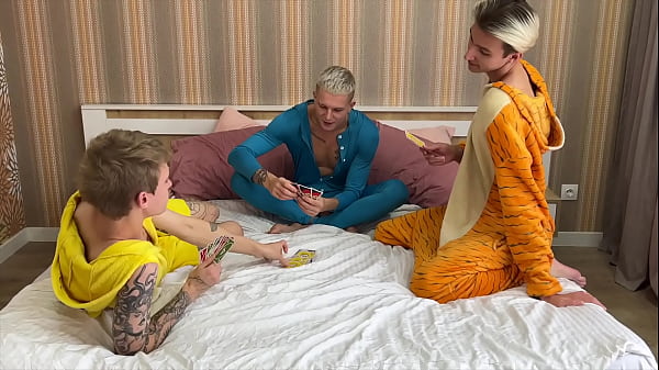 Gay Threesome – Twink Pajama Party Turns Into Passionate No-Condom Fucking – 614