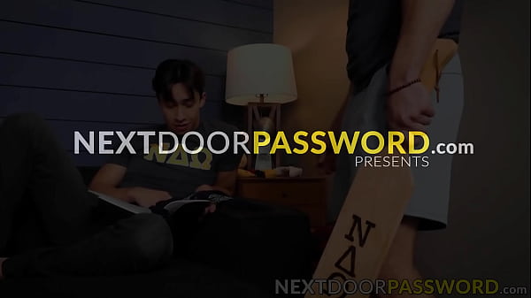 Jock Nico Coopa jerked himself to a creamy wad while Hunk Cameron Neutron rammed his ass