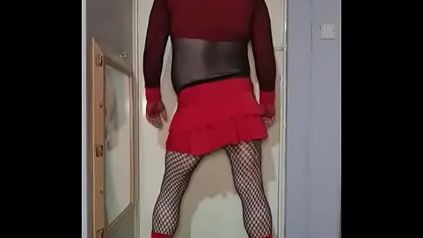 sissy crossdresser penis swing and pee shower part 3