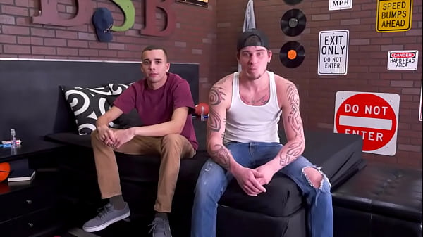 Cage Kafig Gets Rough With Justin Riggs