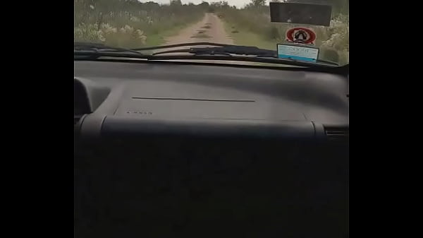 Despues del partido mi padrastro se come mi verga sudada