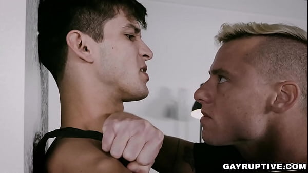 Elliot Finn and Justin Matthews are military soldiers who find each other attractive. For the days they’ve been together they can’t help but fall