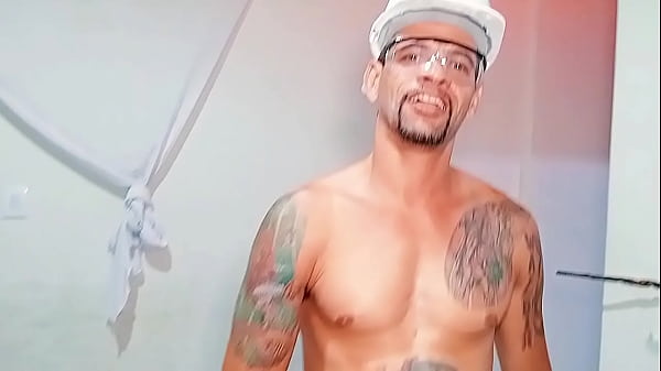 PEÃO DE OBRA PINTOR PASSOU A PICA XXL NO CHEFE FISCAL PARTE II