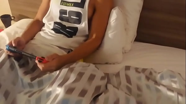 Chirsfemboy – #39 – Lv  Cute gay boy bounces on a big cock – May 27, 2024