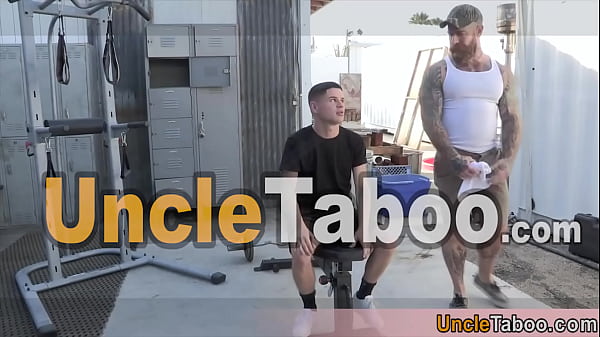 Hairy beard stepdad like to work out and he had some special advice for me