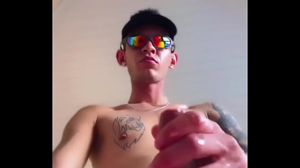 massageando o cacete