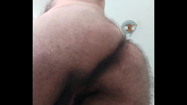 Mi piace sculacciarmi il culo!!