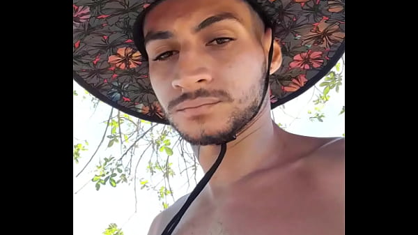 Passeio ao ar livre somente com a canga