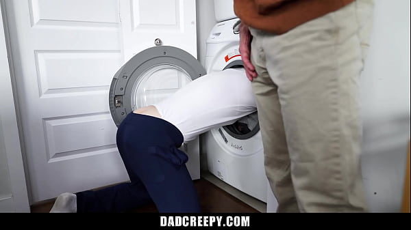 Stepdad’s Sweet Cum as He Shoots It in Stepson Mouth – Dadcreepy