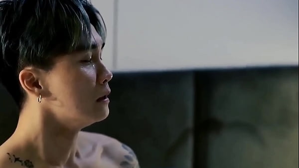 2 Fucking a young twink asian bareback tight ass I cum inside his cute gay ass Anal creampie