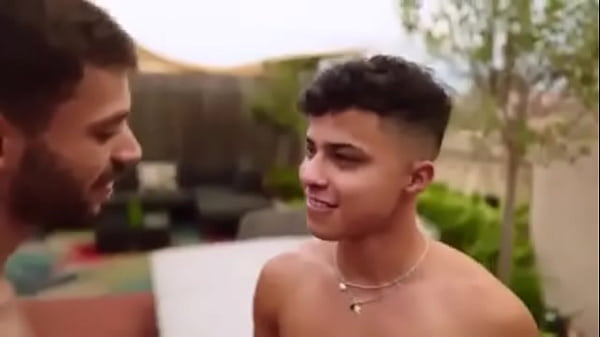 Fudendo o amigo sem pena