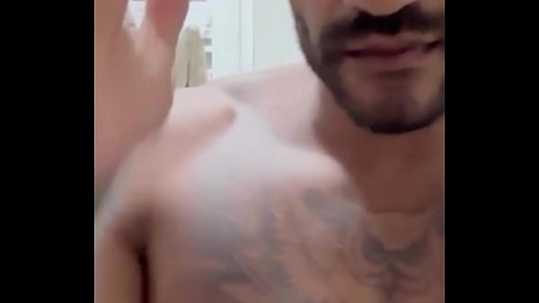 TOMANDO LEITE DE NOVINHO – FREE